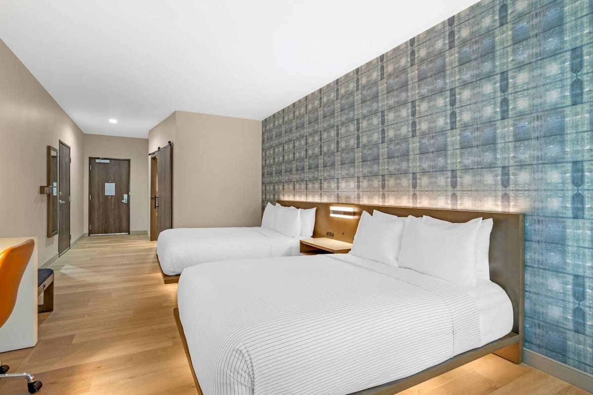 Room, 2 Queen Beds, Accessible Bathtub, Non Smoking | Free WiFi, bed sheets