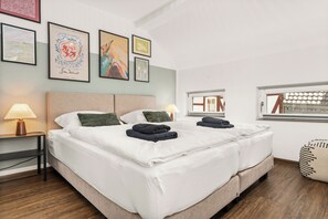 4 soverom, strykejern/-brett, reiseseng for barn og wi-fi (inkludert)