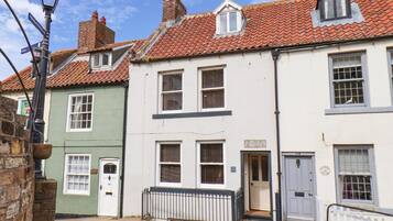 Cottage | Front of property