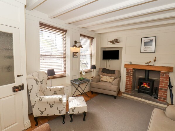 Living area - Greenfingers (Whitby)