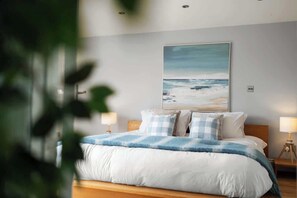 3 bedrooms, iron/ironing board, travel cot, WiFi
