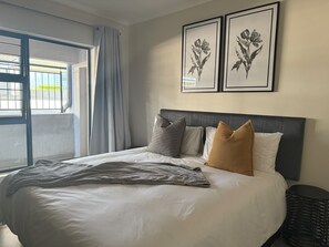 2 chambres, fer et planche à repasser, accès Internet, draps fournis