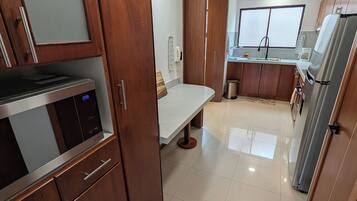 Microwave, oven, stovetop
