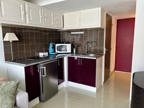 Microwave, oven, stovetop