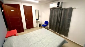 Classic Double Room | Free WiFi - Hostal TO3 (Ciudad Madero)