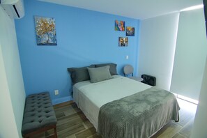 2 bedrooms, iron/ironing board, WiFi, bed sheets - Comfortable apartment 10 minutes from the historic center of Guadalajara! (Guadalajara)