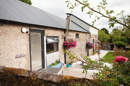 Sarahs Cottage an enchanting 1-bedroom artisan stone cottage near Clonmellon.