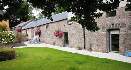 Sarahs Cottage an enchanting 1-bedroom artisan stone cottage near Clonmellon.