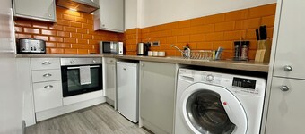 The Victoria Family Apartment 202