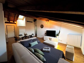 Smart-TV, Stereoanlage