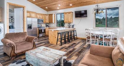 The Wildflower Hitchin' Barn-Near Zion and Bryce