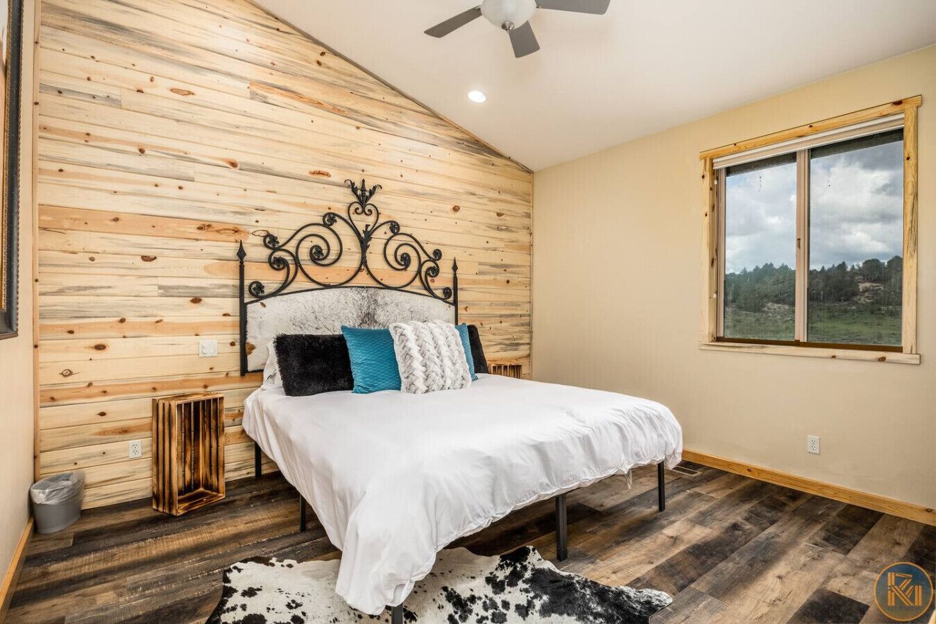 3 bedrooms, free WiFi, bed sheets