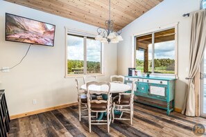 تناول الطعام