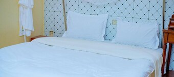 Small Double Room - Deluxe Double Room with Sea View