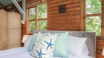 1 غرفة نوم وبديكورات فريدة لكل غرفة وطراز فريد لكل وحدة