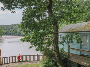 Property grounds - The Sharpham Boat House (Totnes)