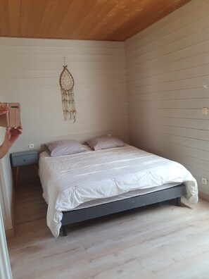 3 chambres, accès Internet, draps fournis