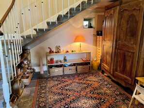 Interior - New! Family home surrounded by nature, close to lakes and volcanoes. (Romagnat)