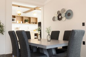 Dining - Elegant and comfortable house in Colonia Reforma, just 5 min from downtown Oaxaca. (Oaxaca de Juárez)