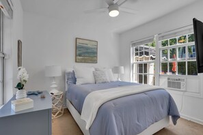 3 habitaciones, tabla de planchar con plancha, internet y ropa de cama 