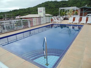 Outdoor pool - Maricá Apart Hotel (Penha)