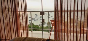 Phòng cách âm, truy cập Internet không dây miễn phí 