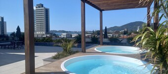 Horizonte Infinito Skyline Comfort Club