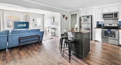 Private Pool! | Game Room | Southern Serenity