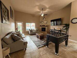TV, fireplace