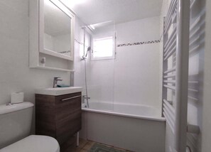 Savon, papier toilette