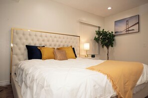 2 bedrooms, iron/ironing board, WiFi, bed sheets