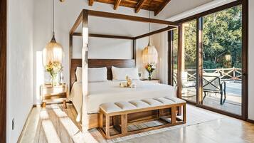 4 bedrooms, in-room safe, iron/ironing board, travel crib