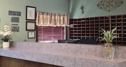 Stay Lodge Woodstock