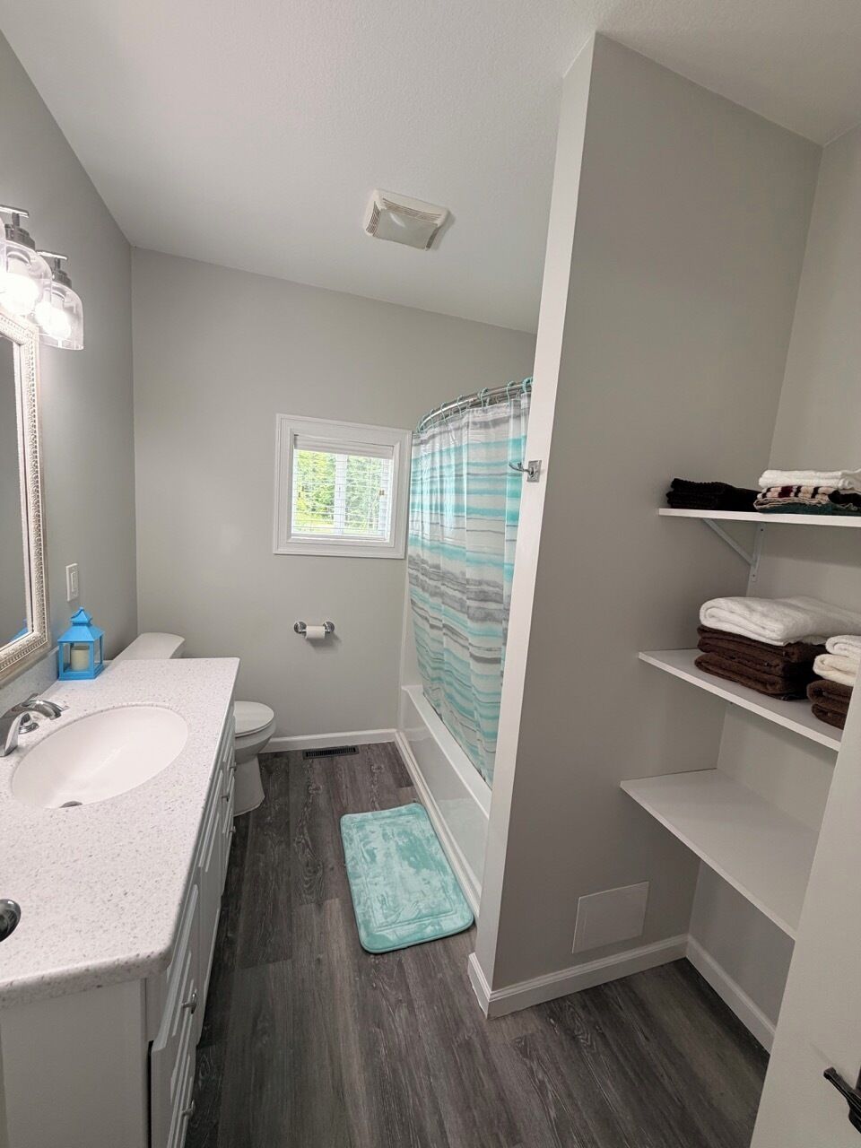 Apartamento, 2 habitaciones, no fumadores | Baño | Jabón y papel higiénico