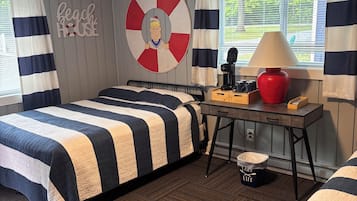 Basic Double Room | Free WiFi