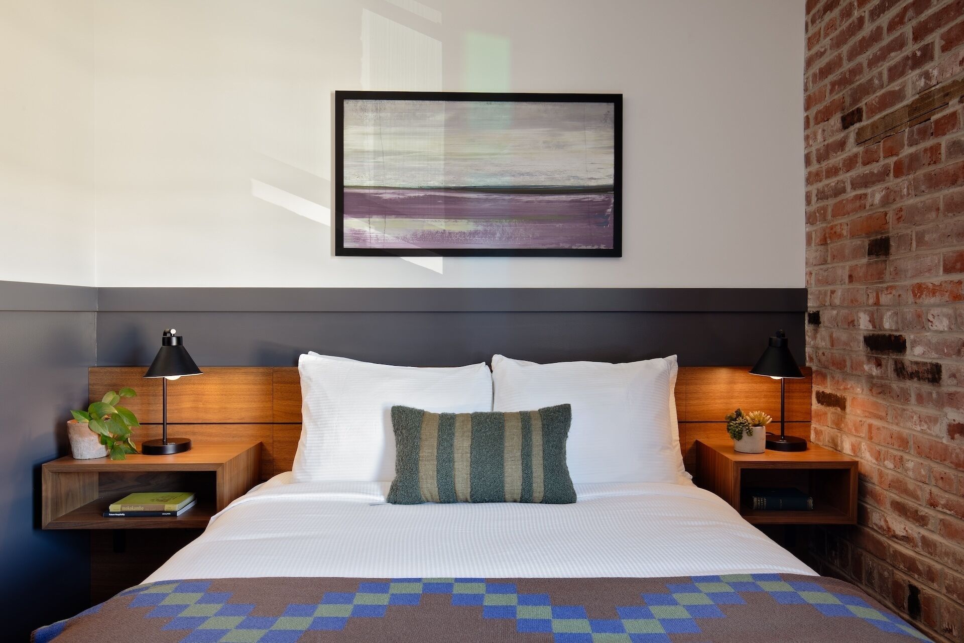 Luxe beddengoed, verduisterende gordijnen, gratis wifi, beddengoed