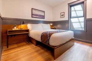 Luxe beddengoed, verduisterende gordijnen, gratis wifi, beddengoed