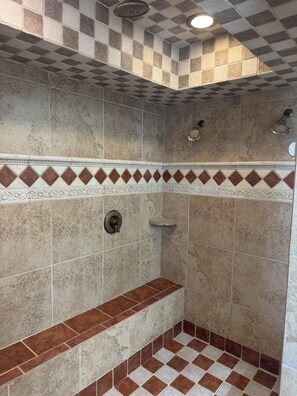 Hair dryer, towels, soap, toilet paper - Escape to this serene 4-bedroom home set on 10 private acres. (Wildwood)