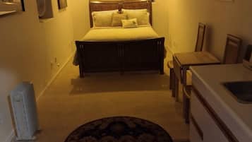 1 bedroom, WiFi, bed sheets