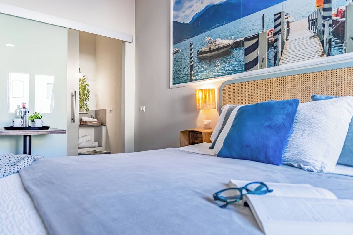 Double Room, Mountain View | In-room safe, iron/ironing board, free WiFi