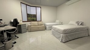 4 bedrooms, WiFi, bed sheets