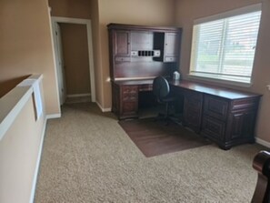 Interior - A63 Charming 2-bedroom townhome with AC and fitness room in Quincy (Quincy)