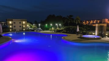 Piscina externa