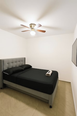 2 chambres, fer et planche Ă repasser, Wi-Fi gratuit, draps fournis