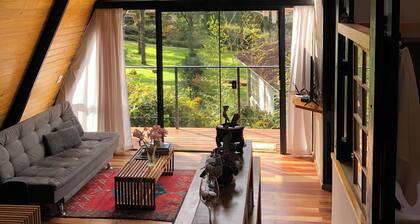 Chalet Mon Amour 2 - Where love is found. Hydro, fireplace, 3 minutes from the center.