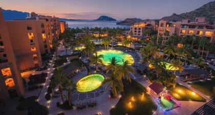 2 Hotel Suites in Enjoyable La Danzante with AC, Fitness Room