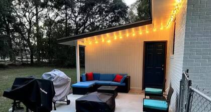 Music on Marvin. 3bd/2ba House across from GSU