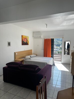 1 bedroom, free WiFi - Vista Bela Residential - Apt 08 (Centro Bombinhas)