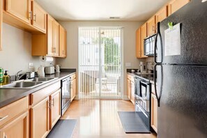 Microwave, oven, stovetop, dishwasher