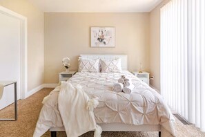 2 bedrooms, iron/ironing board, WiFi, bed sheets